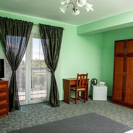 Sorompo Vendeghaz Hotel Balatonkenese Eksteriør billede
