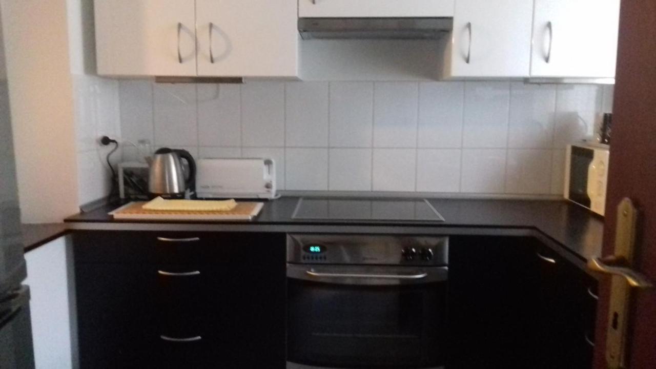 Sorompo Vendeghaz Hotel Balatonkenese Eksteriør billede